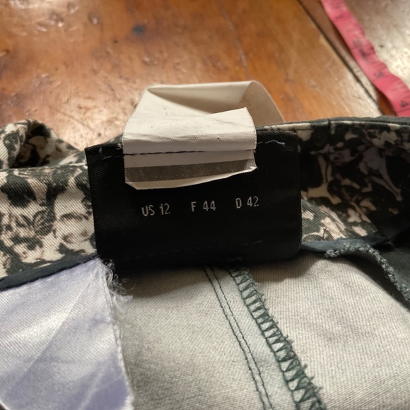 Akris Studio 54 design cigarette pants size 12 - Picture 12 of 13